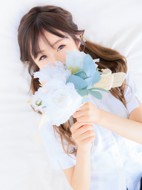 月城　れな