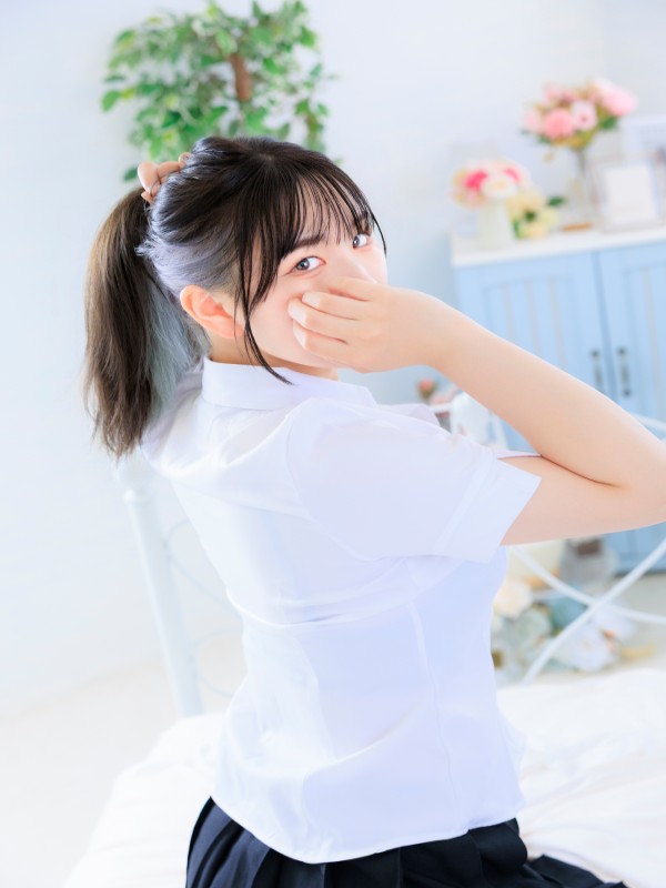 75adea3f60ab9a5f797d8075ebc27bee132ac0d6.jpg